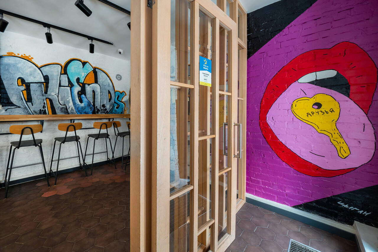 Хостел Друзья Граффити Санкт-Петербург-11