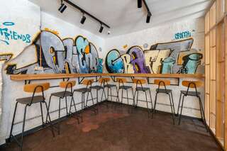 Хостел Друзья Граффити Санкт-Петербург-6