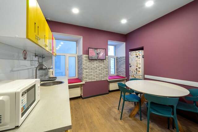 Хостел Друзья Граффити Санкт-Петербург-8